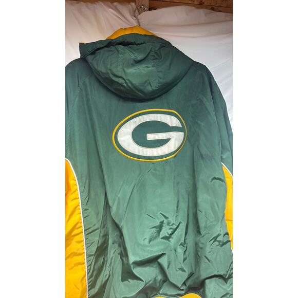 Vintage green bay packers jacket by Reebok, NFL on field team apparel - Picture 6 of 8